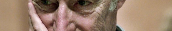 بريطانيا: وفاة منتج فرقة "بيتلز" الشهيرة جورج مارتن عن 90 عاما 10 george martin 2