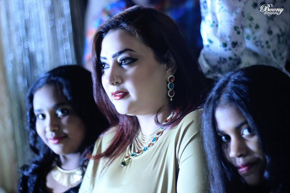 شاهد بالصور.. الفنانة السودانية مونيكا تحتفل بعيد ميلاد ابنتها وسط أجواء مليئة بالسعادة 2 الفنانة مونيكا تحتفل بعيد ميلاد ابنتها وسط أجواء مليئة بالسعادة