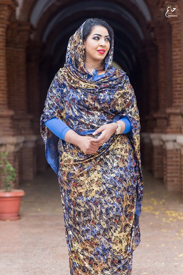 بالصور.. صاحبة المقام الرفيع نسرين النمر تستعيد هيبتها وكبريائها بإطلالة وصفت بالأجمل علي الإطلاق 2 نسرين النمر تستعيد هيبتها وكبريائها بإطلالة وصفت بالأجمل علي الإطلاق