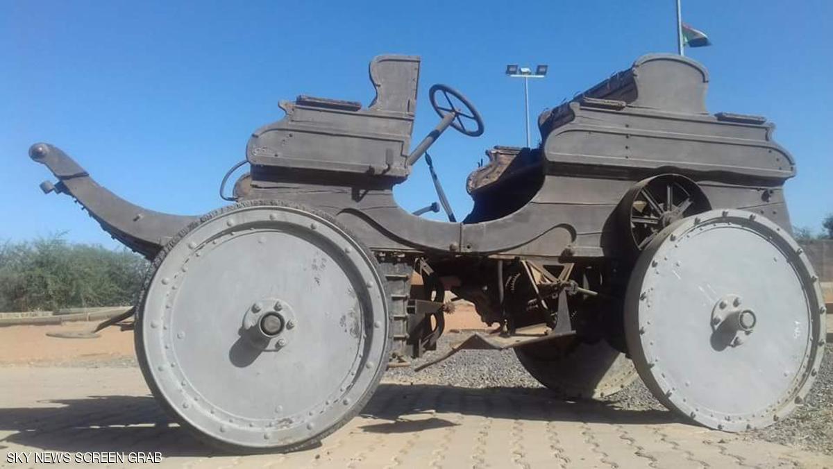 "السيارات العتيقة".. تحكي مشاهد من تاريخ السودان 2 سيارة قديمة1