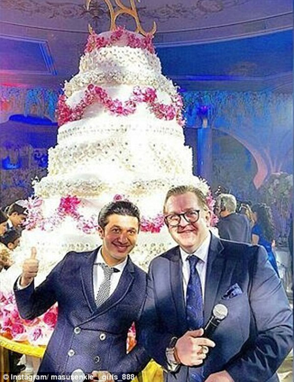 شاهد بالصور: إبن الملياردير غوتسيرييف يتزوج من مسلمة في زفاف كلف أكثر من مليار دولار 3 غوتسيرييف 3