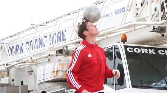 خمسة لاعبين واعدين ربما لم تسمع عنهم لكنهم يستحقون المتابعة 1 كرة قدم 3