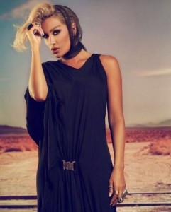 صورة :ماذا تفعل مايا دياب في الصحراء بمفردها؟ 2 مايا دياب