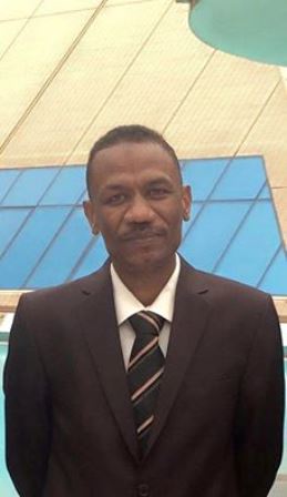 وفاة الدكتور محمد الامين عوض يوسف.. رفض عروض مغرية للعمل بالسعودية والخليج، آثر المكوث بالسودان 1 محمد الامين عوض