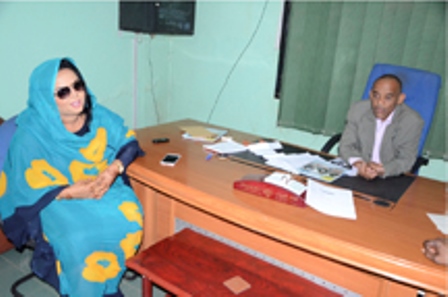 ندى القلعة: واحد قال لي إنه حفيد السلطان علي دينار، “ومادام غنيتي لدافور نحن مشاكل مادايرين” 1 ندى القلعة حوار