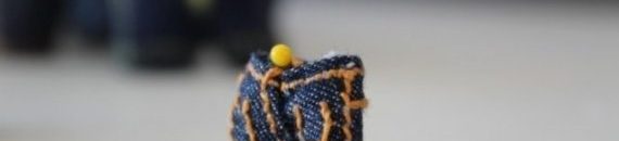 45 جيلاً توارثوه حتى الآن.. هل يكون الجينز موضةً إلى الأبد؟ 10 أصغر بنطال جينز