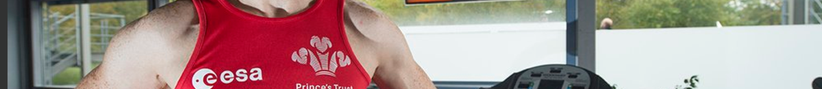 تذكرة السياحة إلى الفضاء 250 ألف دولار 10 رائد الفضاء البريطاني تيم بيك