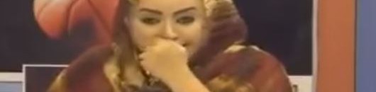 بالفيديو.. مذيعة سودانية تبكي أثناء قرأتها قصيدة "يا مطر عز الحريق" للراحل مصطفي سيد أحمد 10 Capture 1