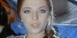 بالصور: الفنانة “هدى رمزي” تخلع الحجاب كلياً في حفل زفاف قريبتها ! 13 download 9