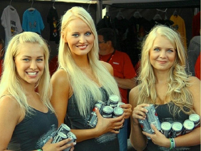 طبيا.. المطلقات والأرامل صحتهن أفضل من المتزوجات 1 بنات