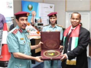 تكريم المخترع السوداني البلولة