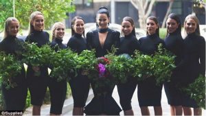 فستان زفاف بالسود