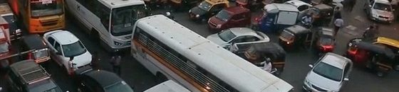 أسوأ لحظات الازدحام المروري حول العالم3