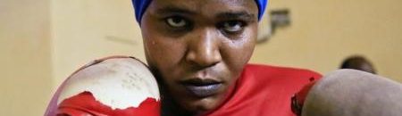 شاهد بالفيديو.. أطرف السقطات المحرجة للرياضيين حول العالم 10 ملاكمة