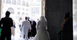 قرار تعيين سيدتين بكل مسجد يثير الجدل في مصر ! 10 عروس بكامل أناقتها في المسجد الحرام