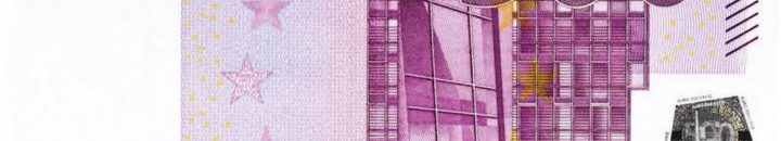 خوفا من كورونا...امرأة تحرق 2900 يورو لتعقيمها ثم تتوسل إلى البنك لاستبدالها 10 يورو