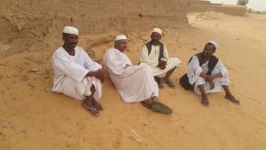 بالصور : الشاعر ” خالد شقوري ” يعيش أحلى أيامه وسط أهله في مسقط رأسه !! 4 13177380_872878596190991_5578997908814796987_n