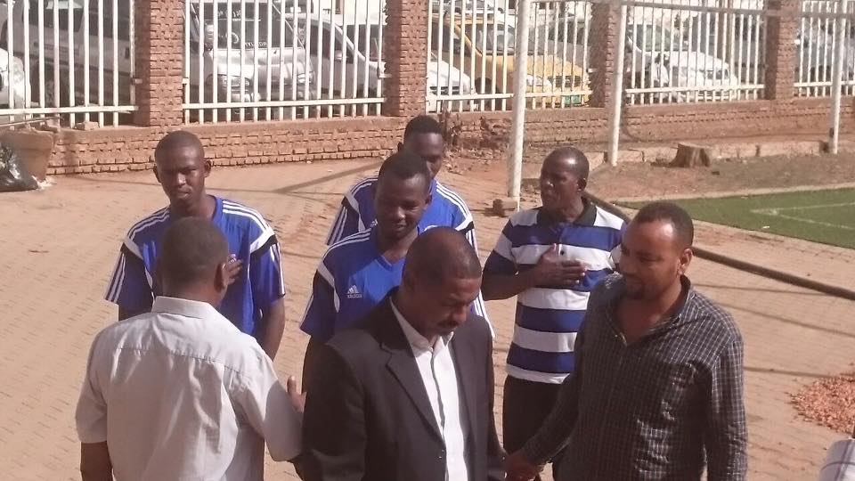 الهلال يسجل "الريدة" و "معتز" ويشطب البرنس ويستغني عن مدافعه