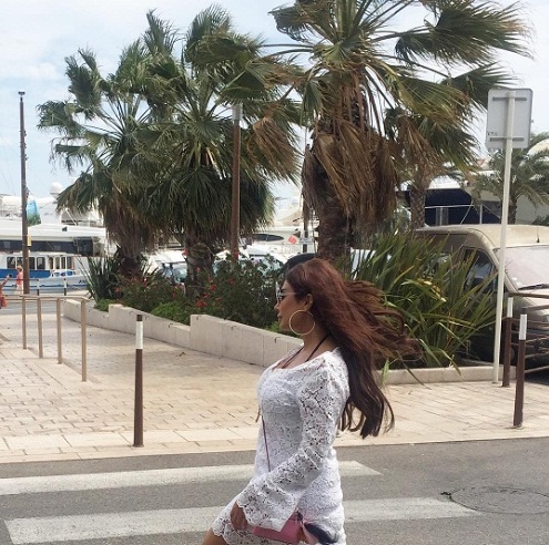 ملابس أمل العوضي في موناكو تثير استياء جمهورها – صور 8 3665447775111