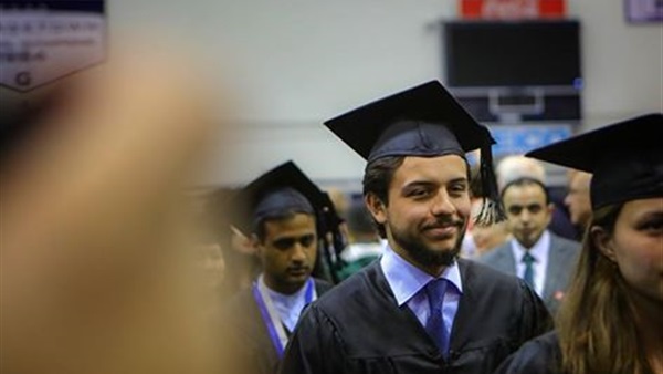 بالصور: ملك الأردن وزوجته الملكة رانيا يحتفلان بتخرج ولى العهد 5 644 1