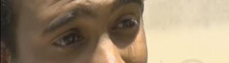 بالفيديو..طالب لجوء سوداني ناجي من الغرق داخل سفينة متجهة لإيطاليا يحكي القصة.. المهربون هم السبب " رأيت صديقي يغرق وهو قريب مني ولهذا السبب لم أنقذه" 10 Capture4789