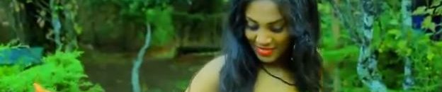 شاهد بالفيديو.. بملابس فاضحة ورقصات مثيرة حسناوات أثيوبيات يقدمن فاصل من رقيص العروس السودانية داخل صالة (ديسكو) وعلى أنغام الفنانة انصاف مدني 10 Capture528