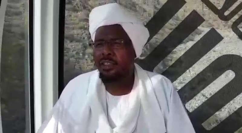 شاهد بالفيديو.. نائب رئيس "تشريعي كردفان" محلقًا بالفضاء يدعو للملك سلمان بن عبدالعزيز ويهديه شعرًا 1 صلاح حمدتو