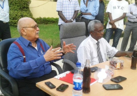 اجتماع طارئ لنقابة المحامين السودانيين يدين اقتحام الأمن لمكتب نبيل أديب 1 نبيل اديب