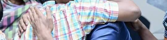 شاهد بالفيديو.. الحادثة التي هزت مواقع التواصل..فتاة تصعد المسرح وتحضن الفنان طه سليمان لفترة طويلة 10 13454081 1232974706742724 1961188354 n