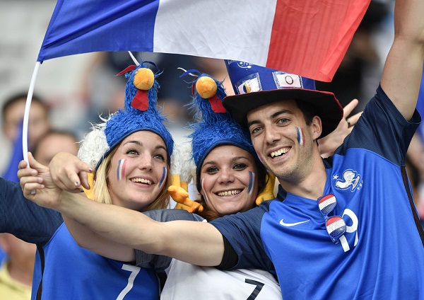 شاهد بالفيديو.. جريزمان يقود فرنسا لحل العقدة الألمانية والتأهل لنهائي اليورو 1 312154649787879764421 2