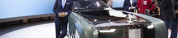 شاهد بالصور والفيديو: كيف ستكون سيارة الأثرياء رولزرويس بعد 100 عام من الآن؟ 14 355DCCEA00000578 3644858 Chief executive of CEO of Rolls Royce Torsten Muller Otvos poses a 174 1466100264655