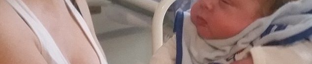 35932D7E00000578 3655509 Lennox who now weighs 3 5 kilograms also had trouble breathing a a 7 1466663063238 455513