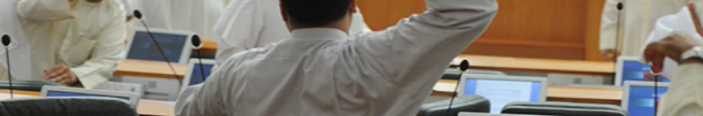 بالفيديو والصور : معركة بالأحذية داخل مجلس الأمة الكويتي 13 8988898999