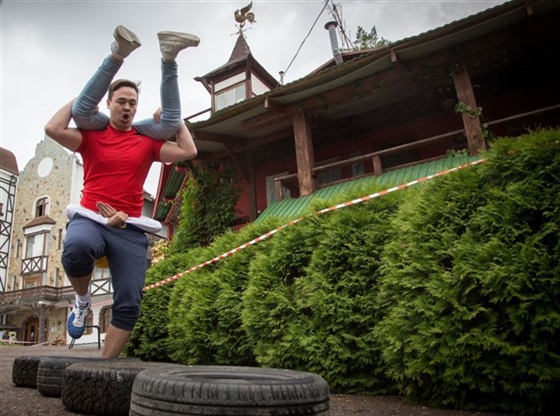 سباق حمل الزوجات في أوفا بروسيا