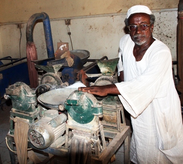 عبد الحليم صادق