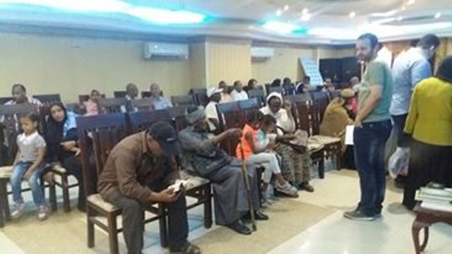 سفير السودان يتفقد عمليات استخراج الجواز الإلكتروني والرقم الوطني بالقاهرة 4 مصر جواز2
