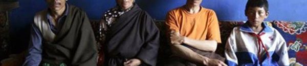 شاهد بالصور: المجتمعات التي تتزوّج فيها المرأة أكثر من رجل 13 المجتمعات التي تتزوّج فيها المرأة أكثر من رجل