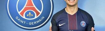 بن عرفة إلى باريس سان جيرمان رسميا 10 بن عرفة