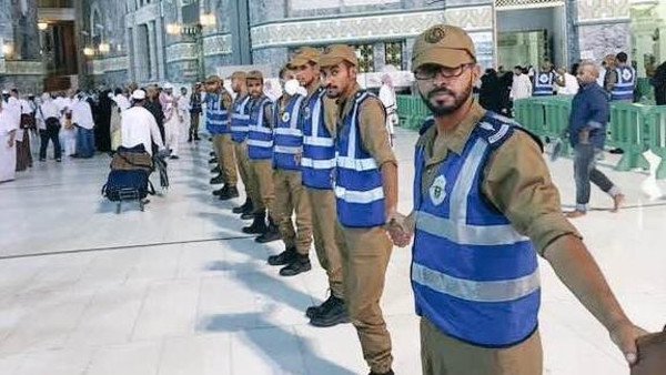 شاهد بالصور .. مغردون: أفمثل هؤلاء يقتلون؟! 3 مغردون: أفمثل هؤلاء يقتلون1