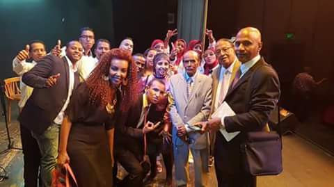 صورة جماعيه للجنة المنظمة للمهرجان