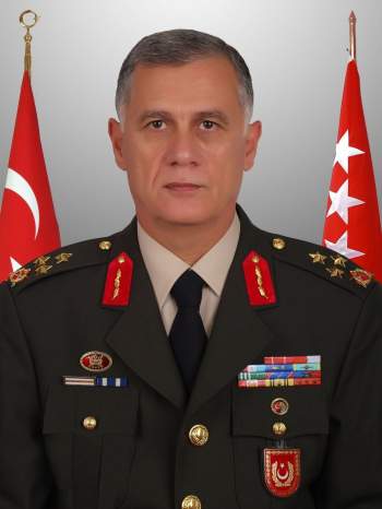 أوميت دوندار رئيسًا لهيئة الأركان العامة بالإنابة