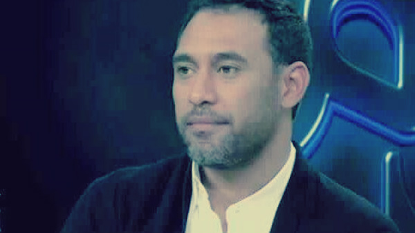 بالفيديو .. أبلة فاهيتا تحاول استفزاز ضيفها عمرو مصطفى: «ماتجيبيش سيرة شيرين تاني» 1 عمرو مصطفى