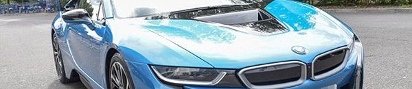 طالبة من جامعة خليفة تحاول جعل السيارات "تتكلم" 10 رئيس ليستر سيتي الإنجليزي يكافئ لاعبيه بـ19 سيارة فارهة2