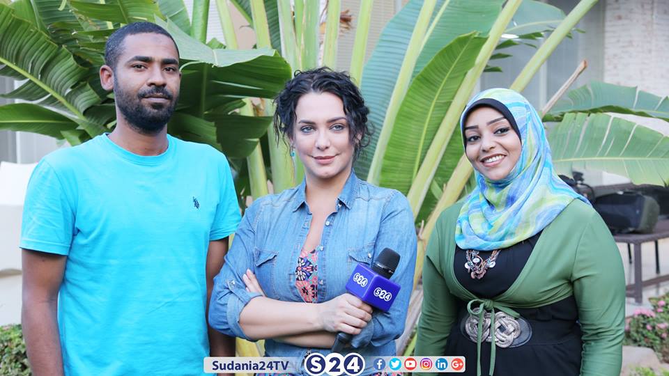 يلاف تخلع الثوب السوداني في سودانية 24