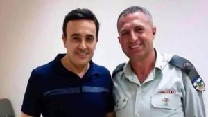 صابر الرباعي وضابط اسرائيلي