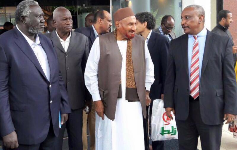 زينب المهدي: الهدف من الحوار هو تفكيك نظام الانقاذ وبناء 'نظام جديد' علي أسس محددة 1 زينب المهدي