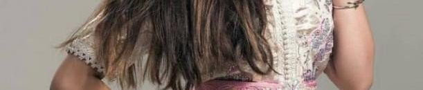 حقيقة زواج “حلا الترك” .. هذه الصورة أثارت فضول النشطاء 10 حلا الترك بالقفطان المغربي1