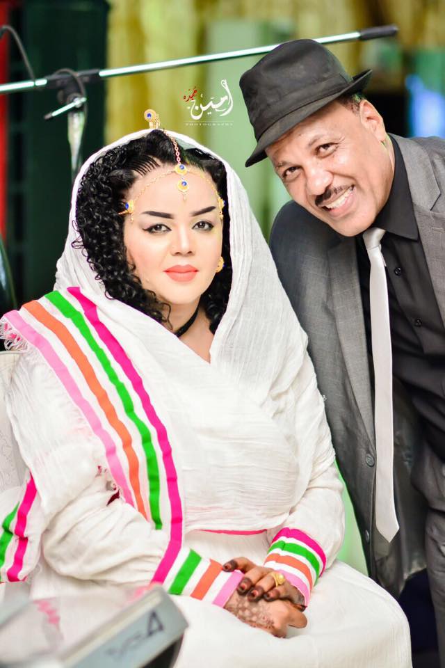  الفنانة ندى القلعة تواصل تقليعاتها في عالم الموضة وتظهر بالزي "الأثيوبي"