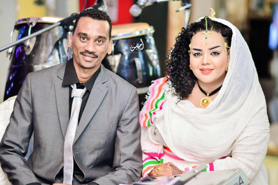  الفنانة ندى القلعة تواصل تقليعاتها في عالم الموضة وتظهر بالزي "الأثيوبي"