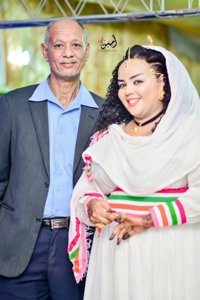  الفنانة ندى القلعة تواصل تقليعاتها في عالم الموضة وتظهر بالزي "الأثيوبي"